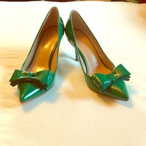 Emerald green bow kitten heels size 41